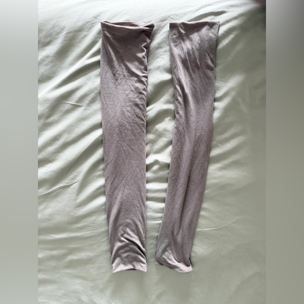 Laina Rauma Dance Class Jersey Knit Leg Warmers in Plum Truffle size XS-M